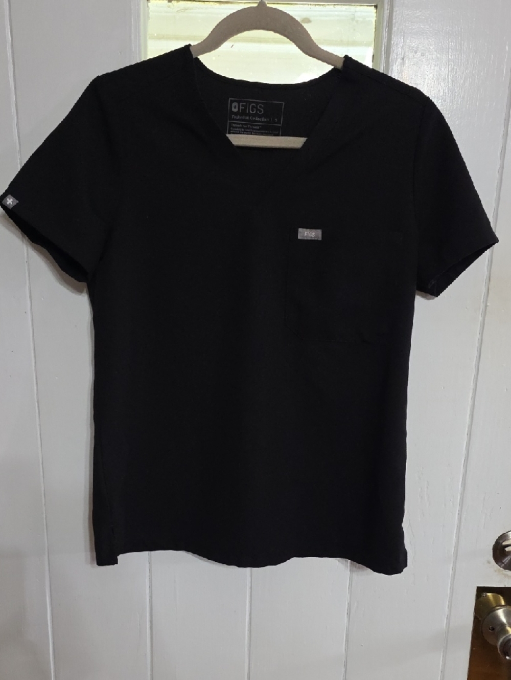 Figs Technical Collection Women's Scrub Top Black Pockets Nurses Sz S EUC